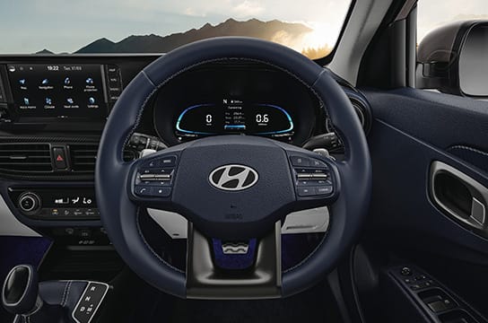 Hyundai Exter D-cut steering wheel with mounted controls