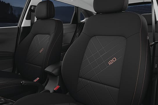 Hyundai i20 Knight all-black seat upholstery